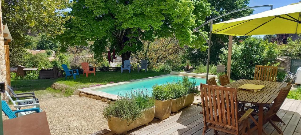 Chambre Du Tilleul - Charme, Confort Et Piscine Sigonce Dış mekan fotoğraf